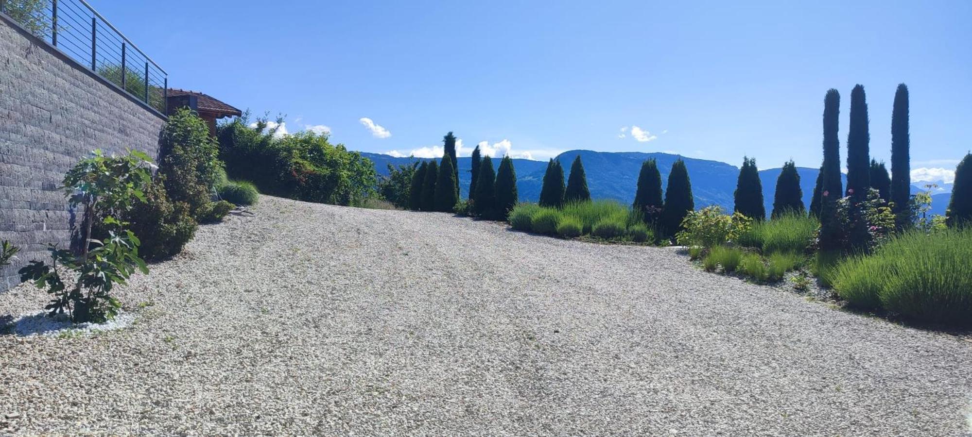 Janas Bolzano Mountain Apartment Tesimo Bagian luar foto